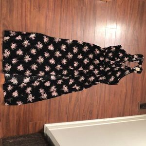 Floral flowy summer tie up dress